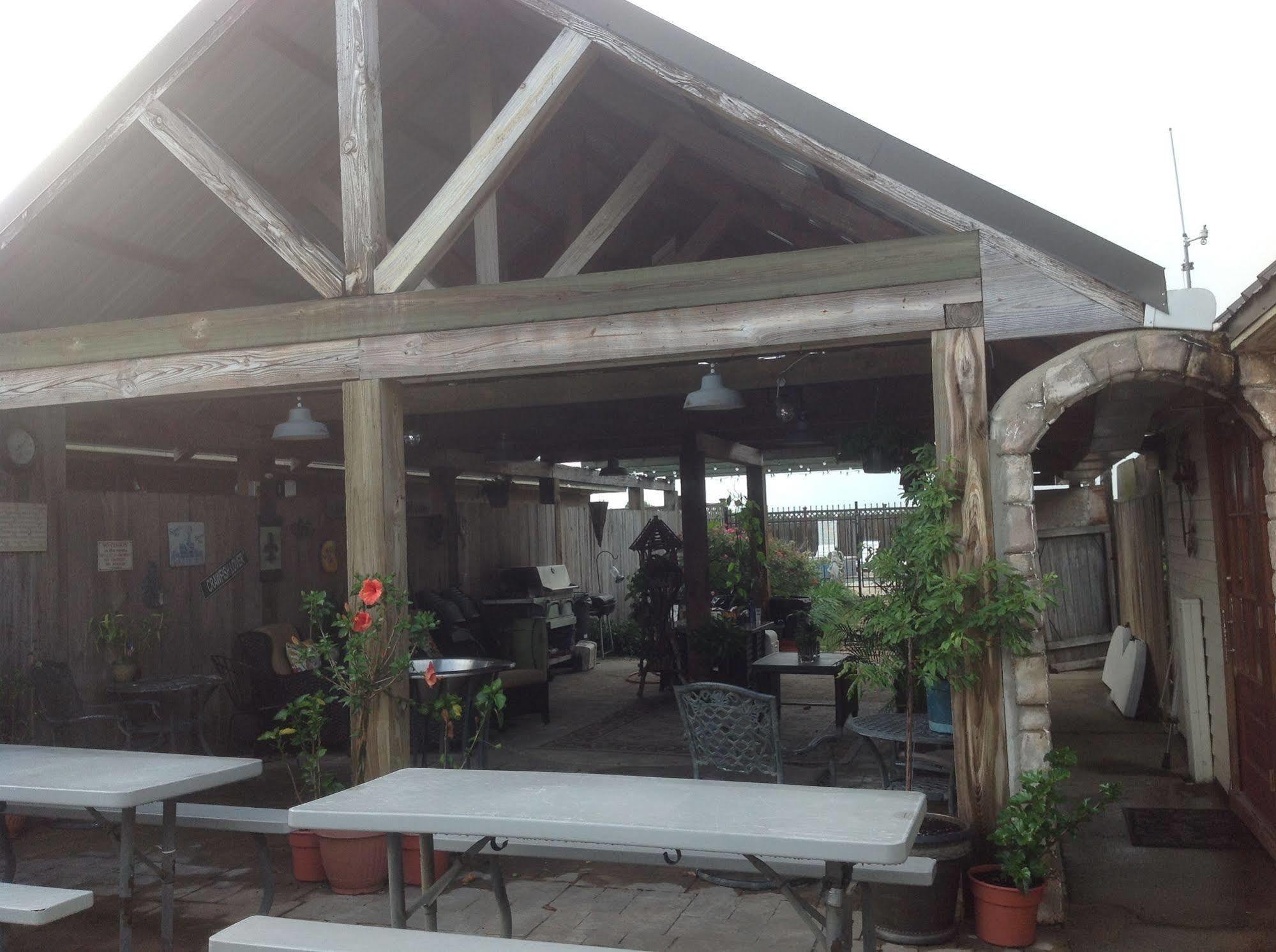 L'Acadie Inn & Rv Park Eunice Ngoại thất bức ảnh